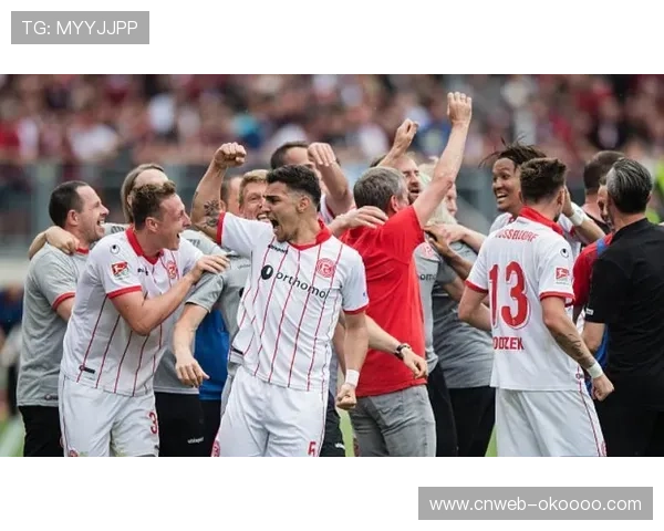 点球大战前的凝重：波鸿门将布劳韦斯与杜塞尔多夫球员的心理博弈