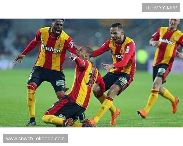 朗斯逆袭打破巴黎十年垄断，桑加雷抢断数据领跑联赛