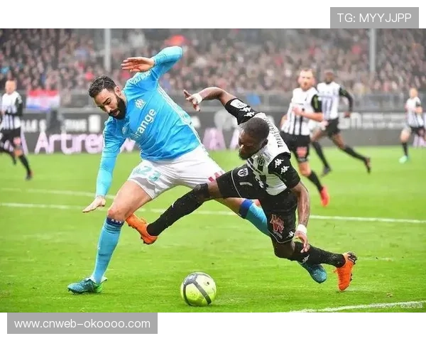 里昂4-2勒阿弗尔,战术调整与替补球员的关键作用 里昂4-2勒阿弗尔,战术调整与替补球员的关键作用